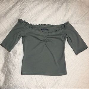 NWOT! Abercrombie &Fitch Off the Shoulder Crop Top